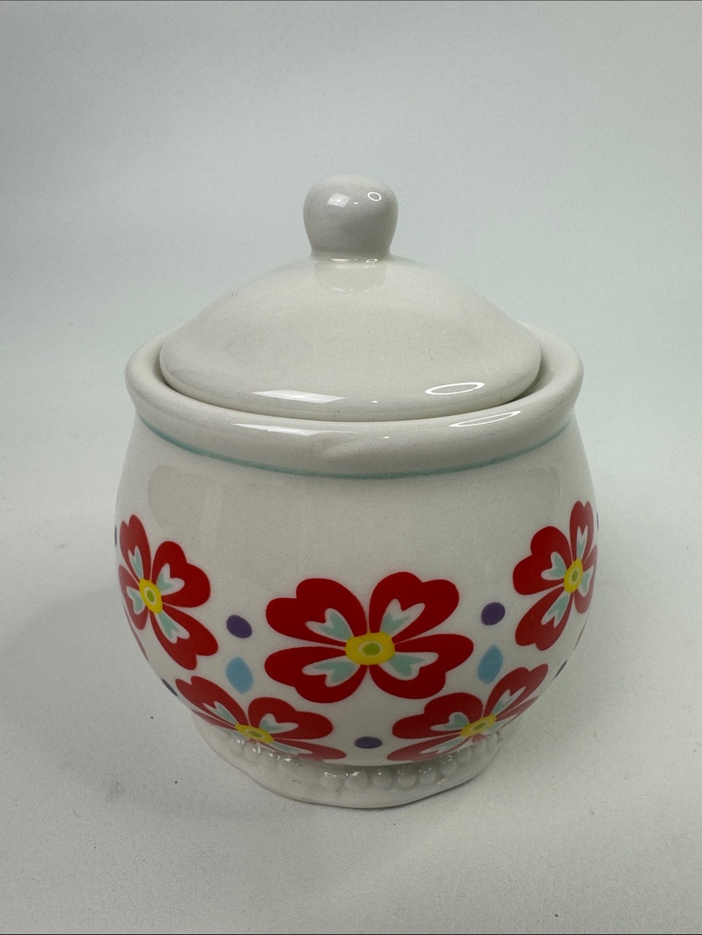 The Pioneer Woman Cream Ceramic Sugar bowl Jar & Lid Red Floral Motif